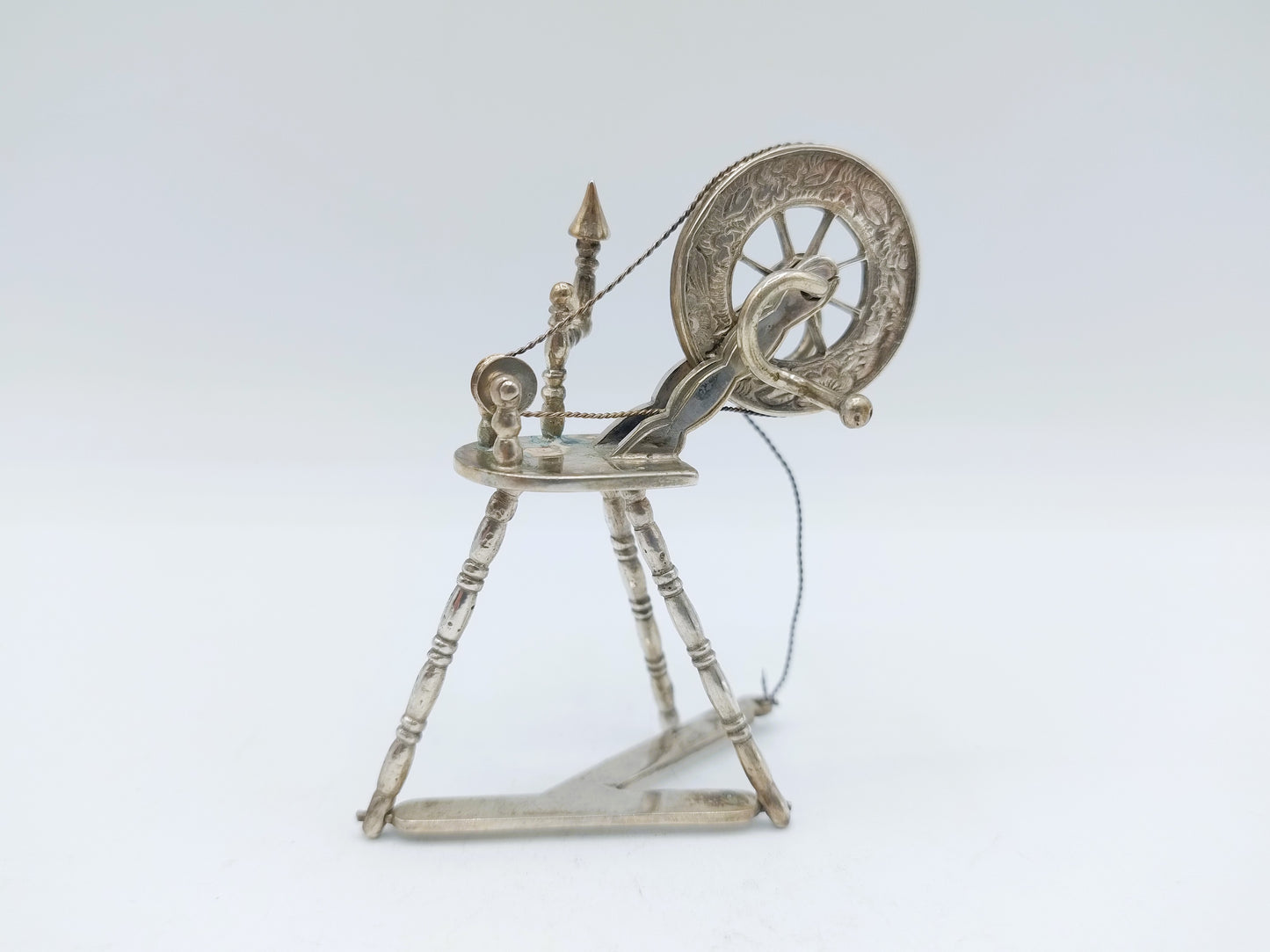 Zilveren miniatuur spinnenwiel, J.S. Zwanenburg, Sneek, ca. 1920