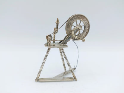 Zilveren miniatuur spinnenwiel, J.S. Zwanenburg, Sneek, ca. 1920