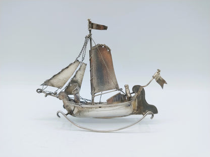 Zilveren miniatuur tjalk, J. Postmus, Hoorn, 1934