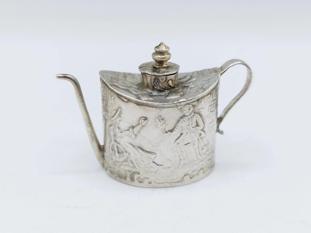 Zilveren miniatuur theepot, H. Hooijkaas, Schoonhoven, ca. 1910