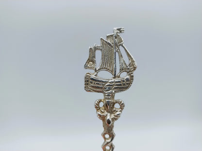Zilveren sierlepel met VOC schip, P.A. van der Beek, Den Haag, 1901