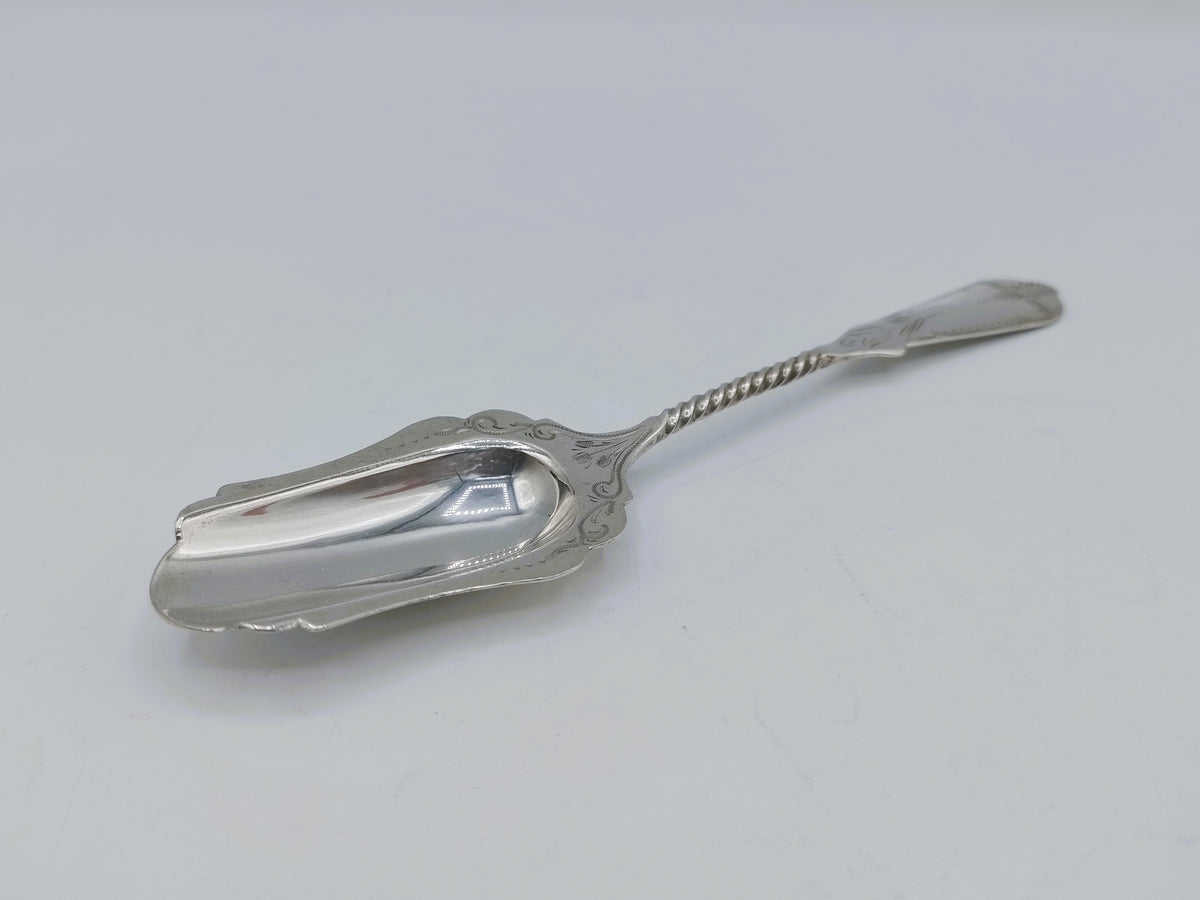 Zilveren suikerlepel, fa. Wed. A. Pluut, Schoonhoven, 1918