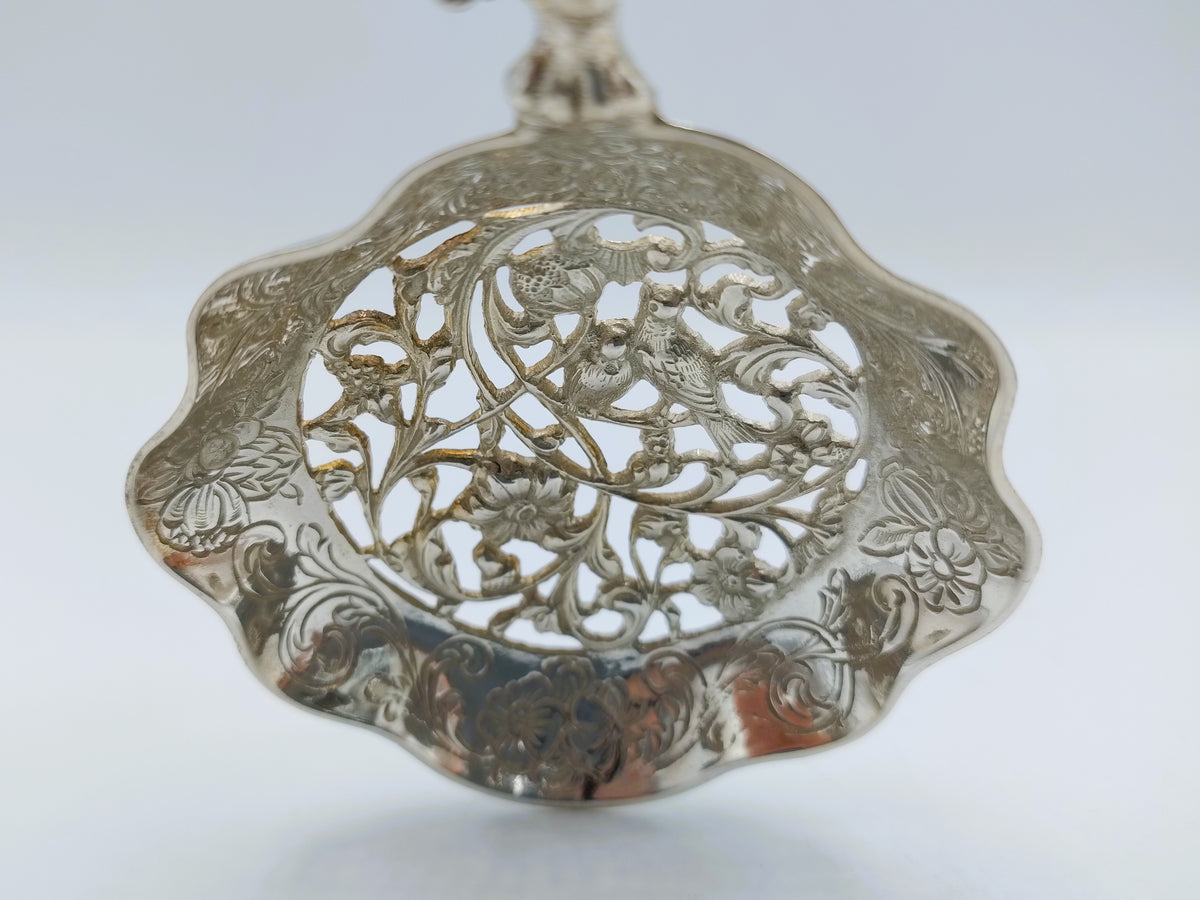 Zilveren strooilepel, C. Schoorl, Zaandijk, ca. 1900