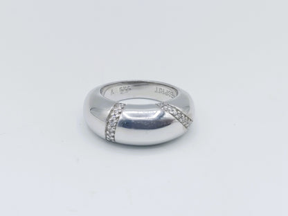 Zilveren ring met rechthoekige zirkonia-steun, bovenaanzicht