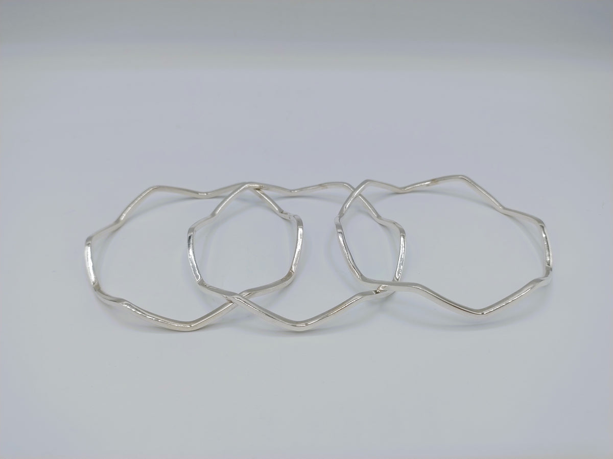 3 Stervormige zilveren armbanden, 925