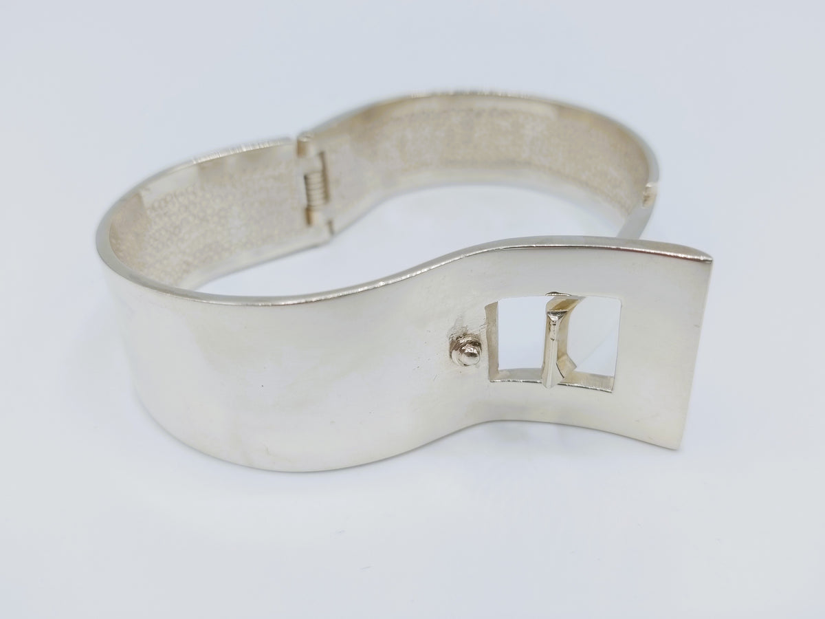 Zilveren brede armband met gesp sluiting, 925