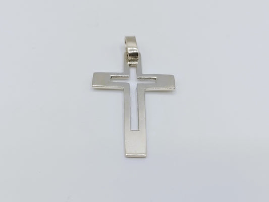 Zilveren kruis hanger met opstaand kruis en stevig bevestigingsoog