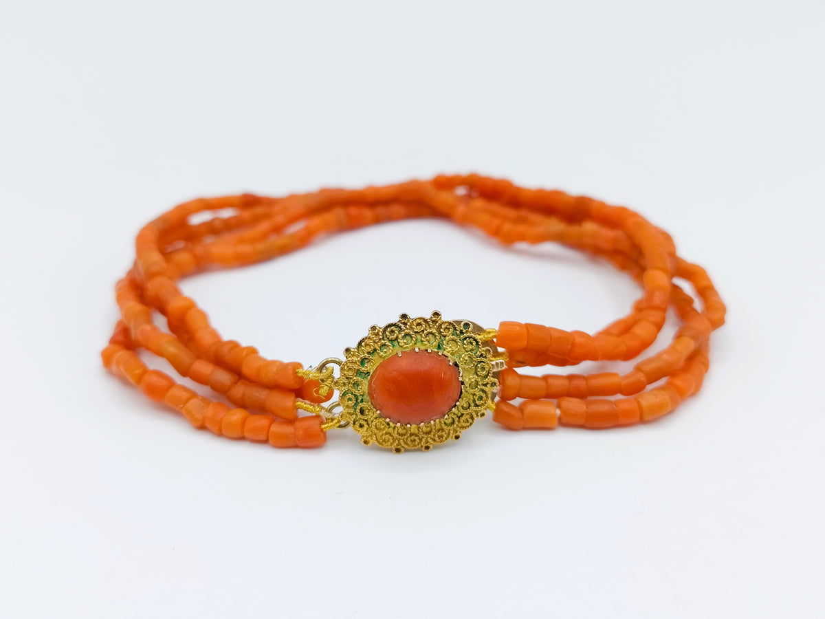 Bloedkoralen armband met gouden slot, 20 cm