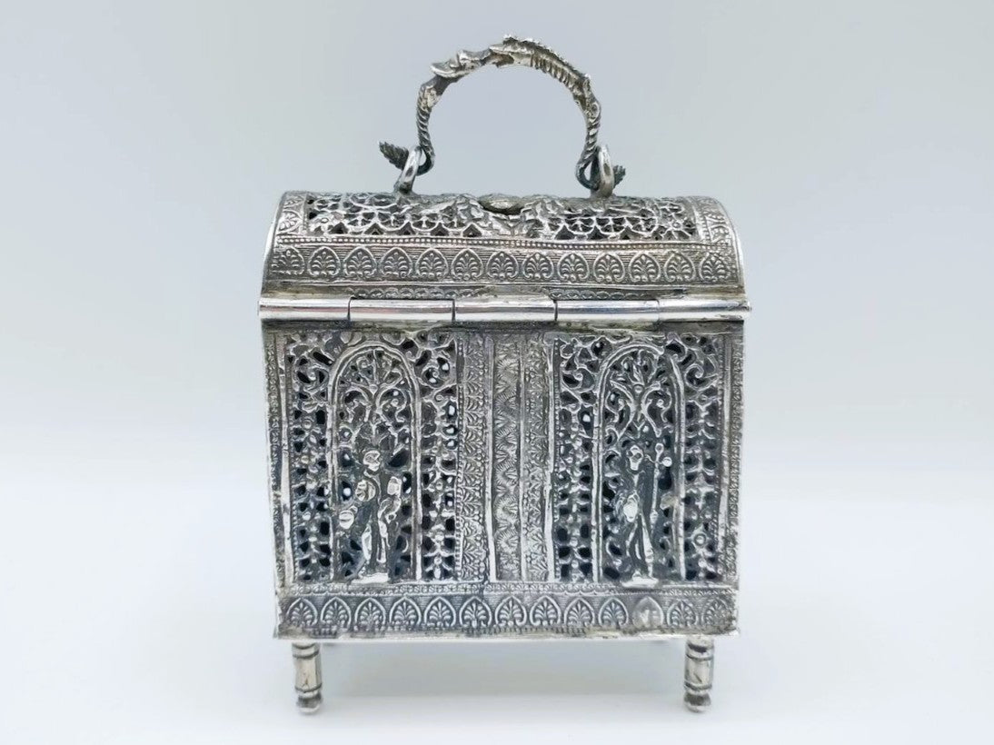 Zilveren knottekistje met apostelen, Schoonhoven, 1891