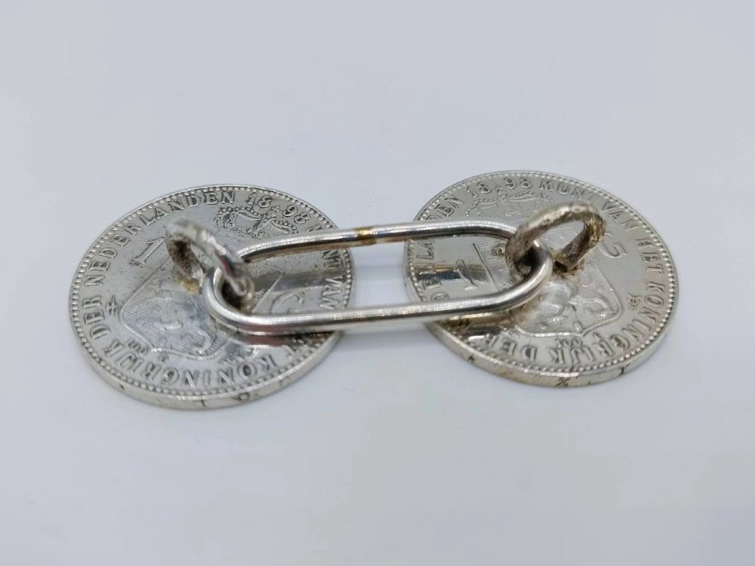 Zilveren broekstukken, Wilhelmia guldens, 1898