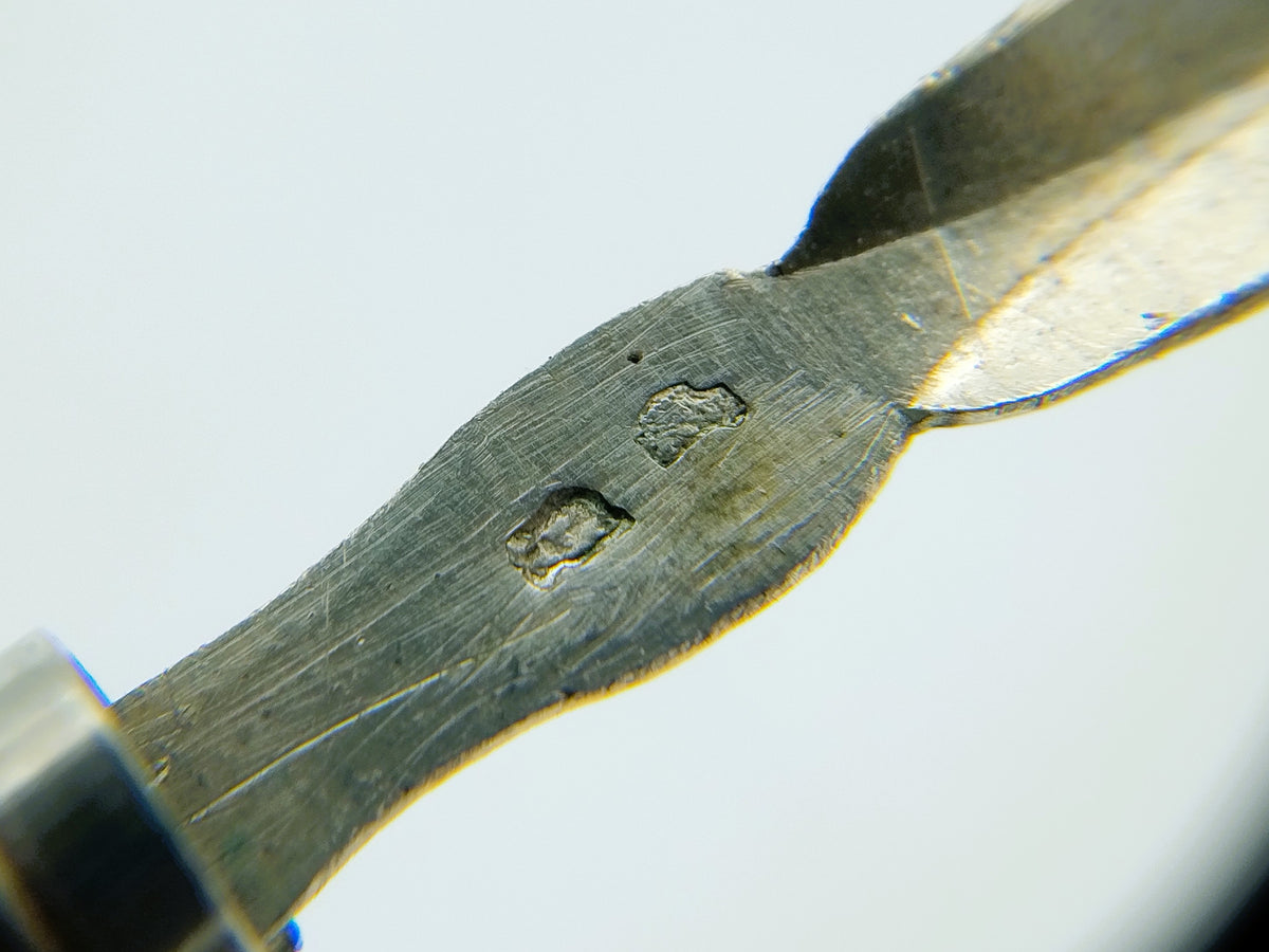 Uitschuifbare zilveren tandenstoker, Frankrijk, 19e eeuws