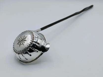 Zilveren punch- of bowllepel met ebbenhouten steel, 18e eeuws