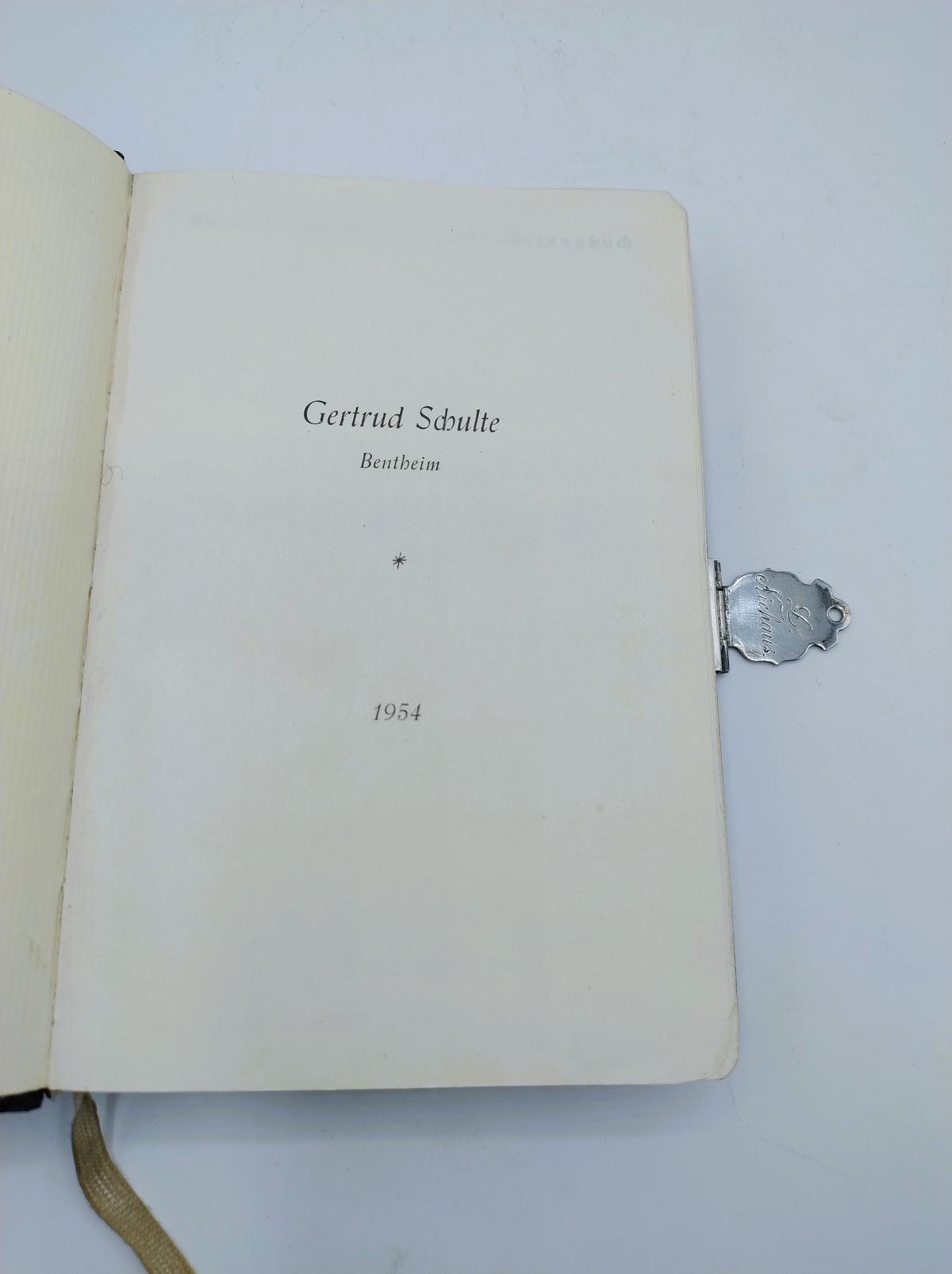 Duits Evangelisch Refomiertes Gesangbuch met zilveren slot, 1954