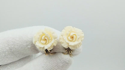 Vintage zilveren clip oorbellen met witte rozen